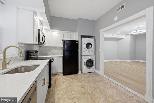123 S BERKLEY SQ, Atlantic City, NJ 08401