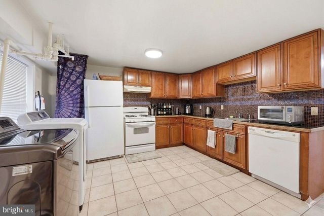 123 S BERKLEY SQ, Atlantic City, NJ 08401
