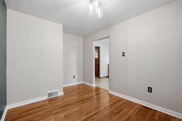 130 Old Lebanon Church Rd, Pleasant Hills, PA 15236