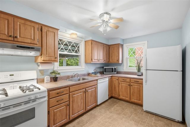 130 Old Lebanon Church Rd, Pleasant Hills, PA 15236