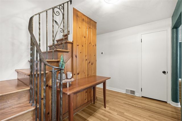 130 Old Lebanon Church Rd, Pleasant Hills, PA 15236