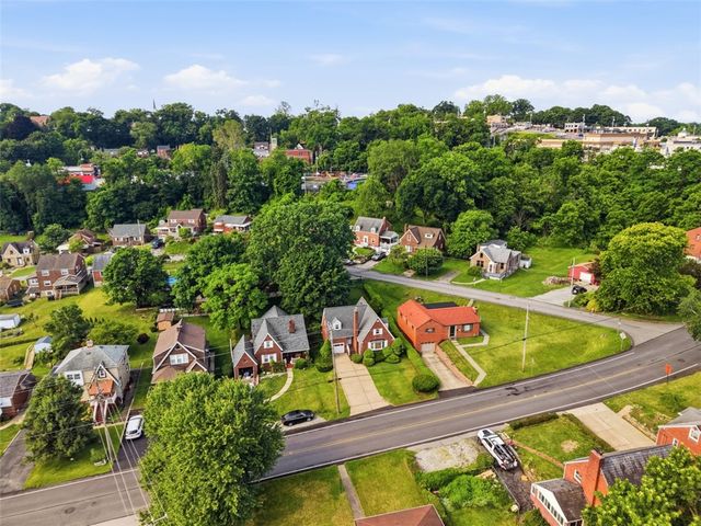 130 Old Lebanon Church Rd, Pleasant Hills, PA 15236