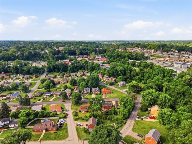 130 Old Lebanon Church Rd, Pleasant Hills, PA 15236