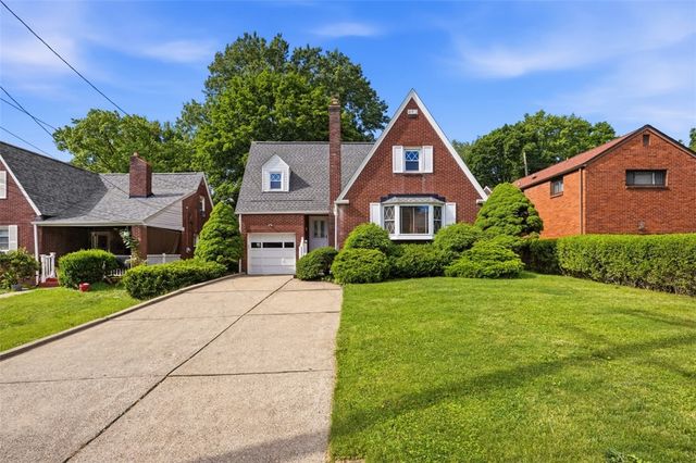 130 Old Lebanon Church Rd, Pleasant Hills, PA 15236