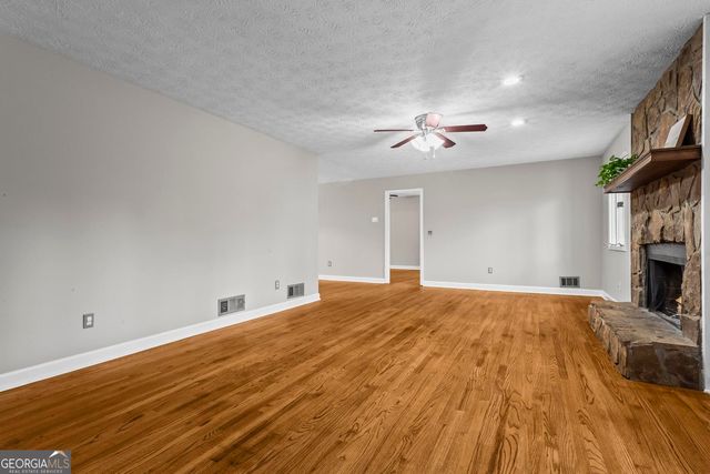 1925 Commonwealth Court, Cumming, GA 30041