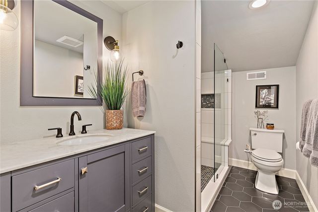 6771 81st Avenue SE, Mercer Island, WA 98040