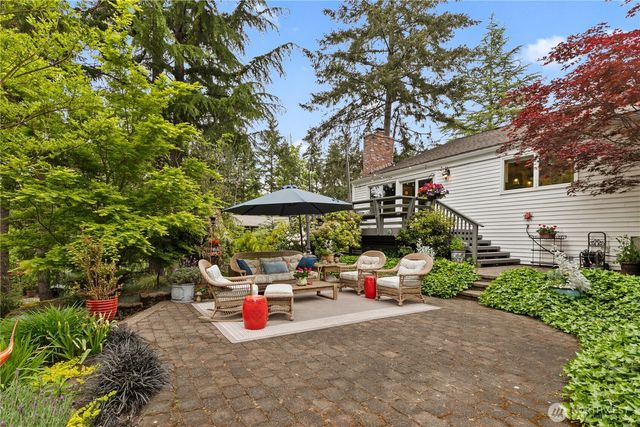 6771 81st Avenue SE, Mercer Island, WA 98040