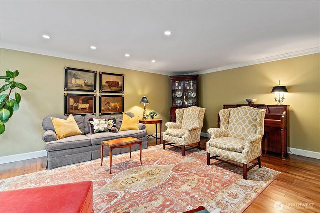 6771 81st Avenue SE, Mercer Island, WA 98040