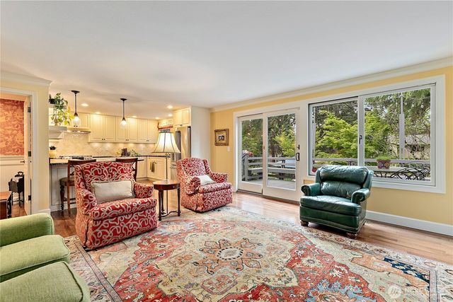 6771 81st Avenue SE, Mercer Island, WA 98040