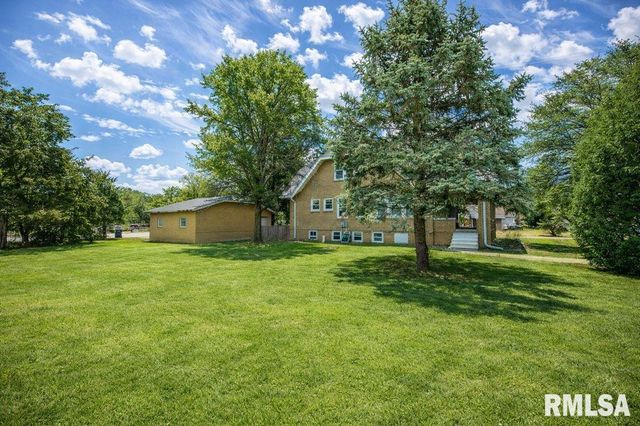 126 HIGHLAND Street, East Peoria, IL 61611