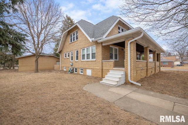 126 HIGHLAND Street, East Peoria, IL 61611