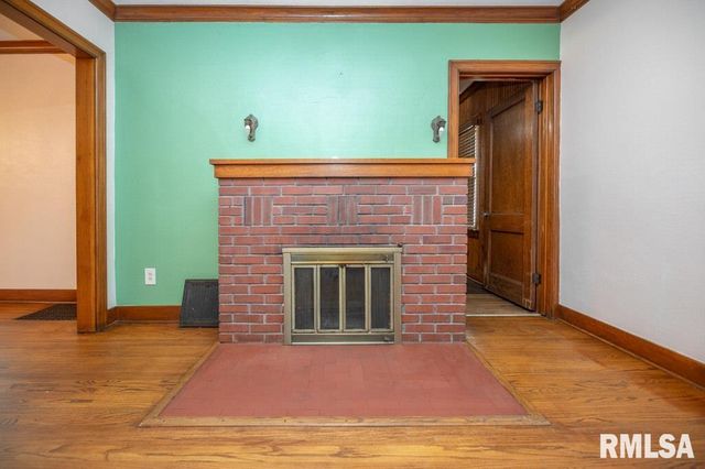 126 HIGHLAND Street, East Peoria, IL 61611