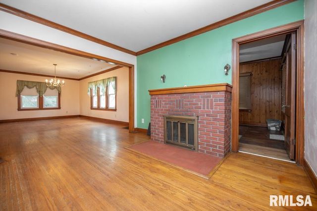 126 HIGHLAND Street, East Peoria, IL 61611