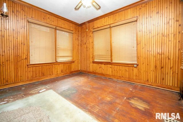 126 HIGHLAND Street, East Peoria, IL 61611