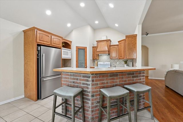 12808 E 170th Street North, Collinsville, OK 74021