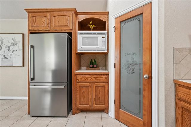 12808 E 170th Street North, Collinsville, OK 74021