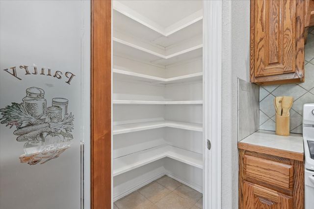 12808 E 170th Street North, Collinsville, OK 74021