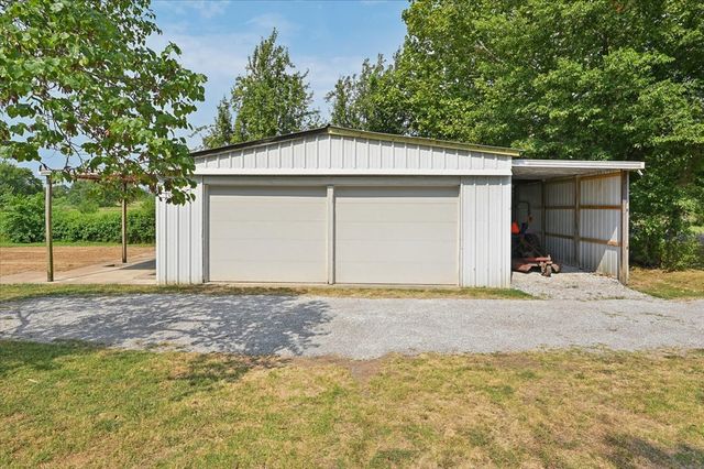 12808 E 170th Street North, Collinsville, OK 74021