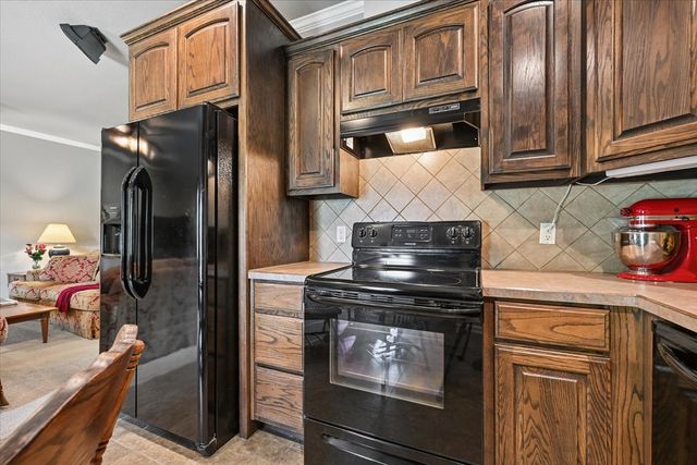 12808 E 170th Street North, Collinsville, OK 74021