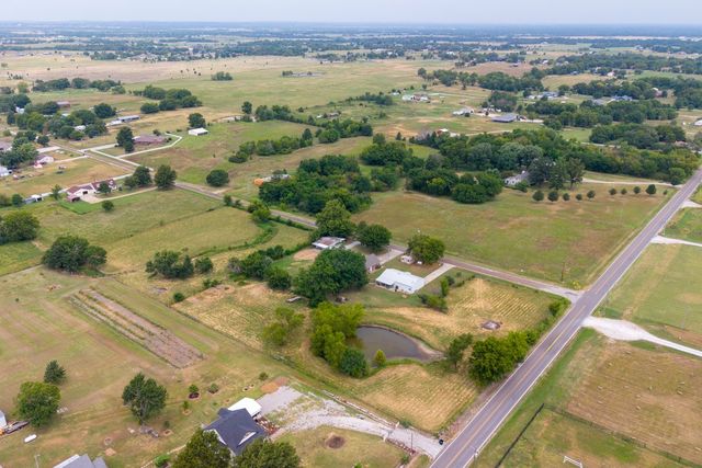 12808 E 170th Street North, Collinsville, OK 74021