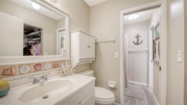 6921 HOLMES BOULEVARD, Holmes Beach, FL 34217