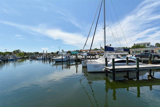6921 HOLMES BOULEVARD, Holmes Beach, FL 34217