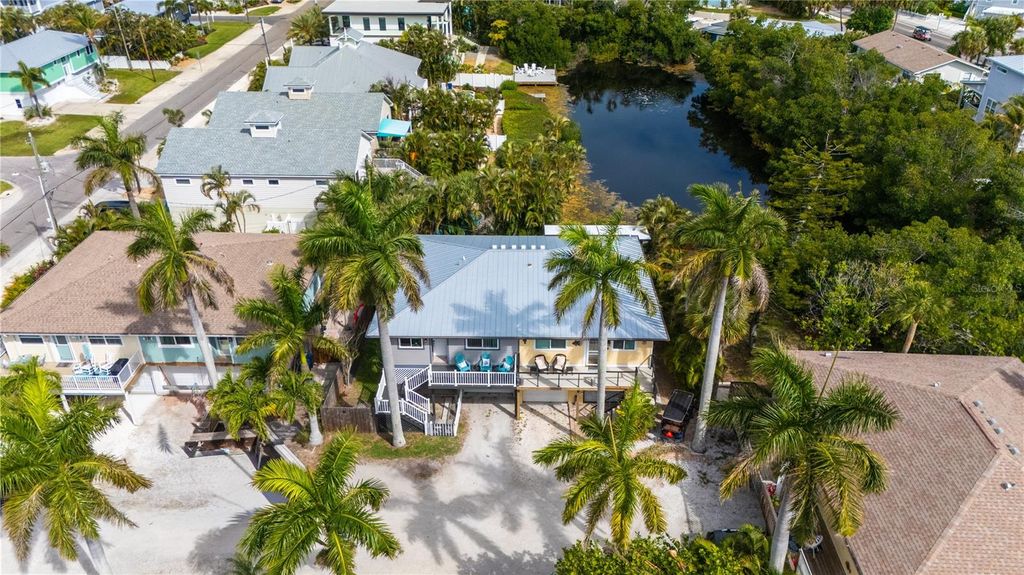 6921 HOLMES BOULEVARD, Holmes Beach, FL 34217