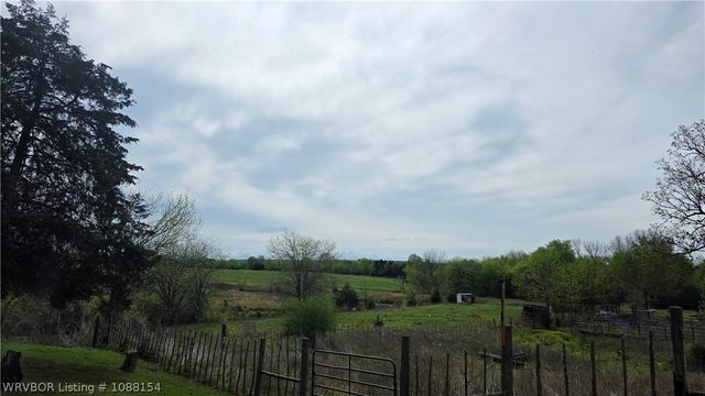 38114 Harmon Road, Wister, OK 74966