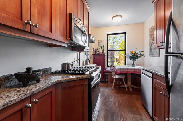 4414 Cayuga Avenue 1D, Bronx, NY 10471
