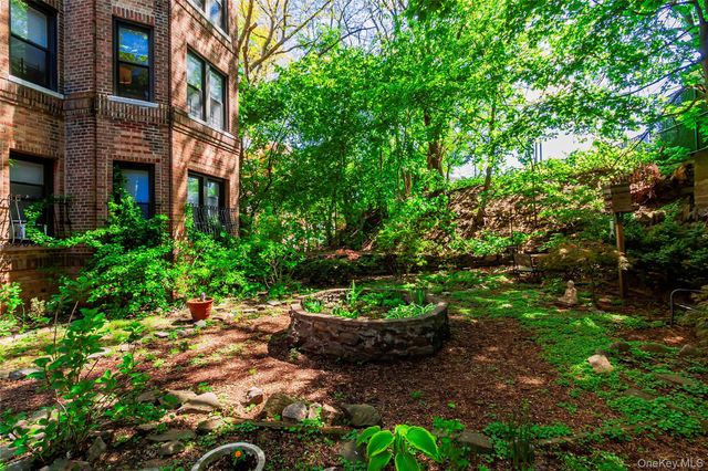 4414 Cayuga Avenue 1D, Bronx, NY 10471