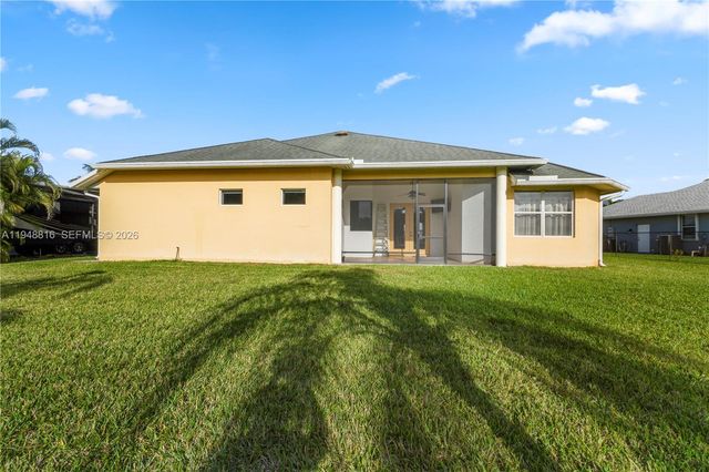 315 SE Fisk Rd, Port St. Lucie, FL 34984