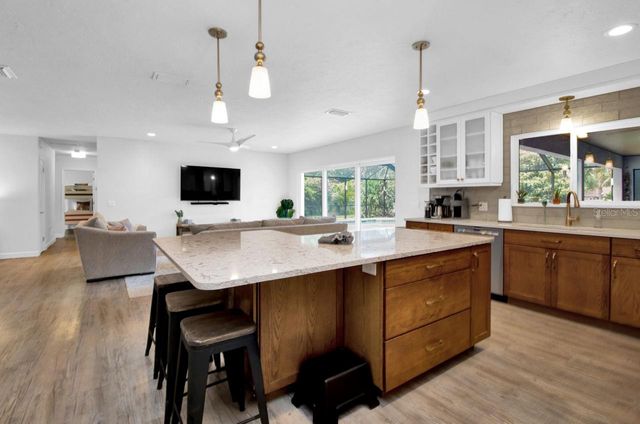 1208 DE NARVAEZ AVENUE, Bradenton, FL 34209