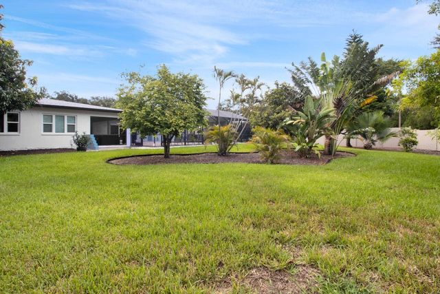 1208 DE NARVAEZ AVENUE, Bradenton, FL 34209