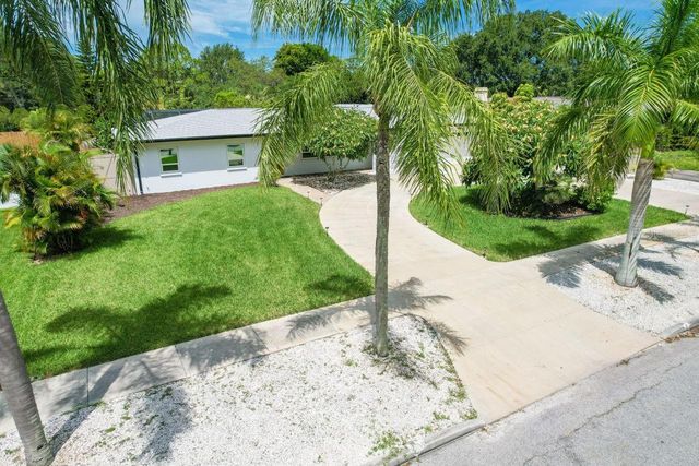 1208 DE NARVAEZ AVENUE, Bradenton, FL 34209