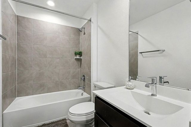 7419 Rainham Valley Lane, Richmond, TX 77407