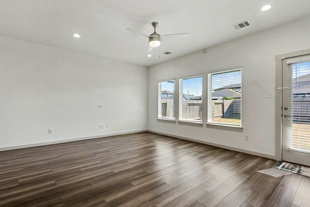 7419 Rainham Valley Lane, Richmond, TX 77407