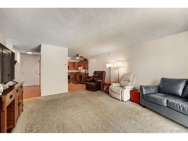 13500 E Cornell Ave 301, Aurora, CO 80014