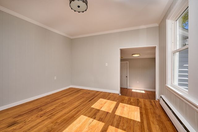 140 Amherst Rd, Belchertown, MA 01007