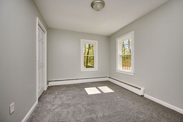 140 Amherst Rd, Belchertown, MA 01007