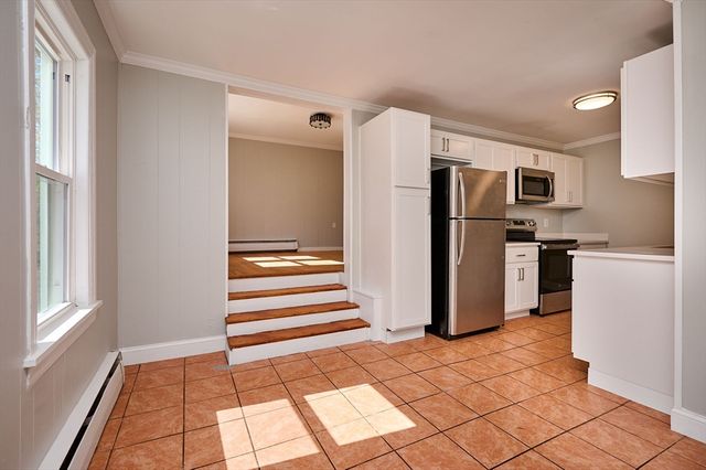 140 Amherst Rd, Belchertown, MA 01007