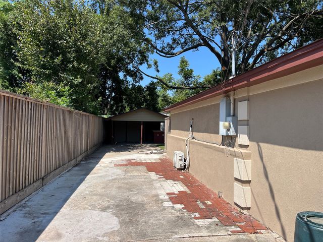 2315 Langley Road, Houston, TX 77093