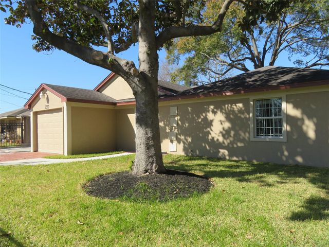 2315 Langley Road, Houston, TX 77093