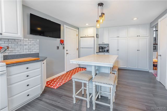 100 Pennsylvania Avenue, Lockport City, NY 14094