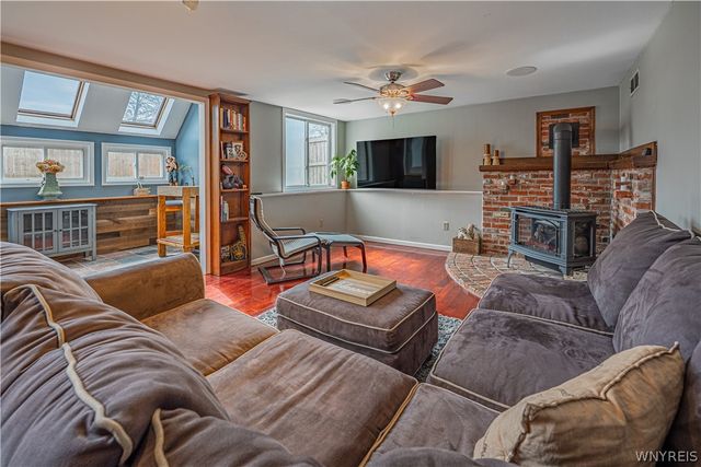 100 Pennsylvania Avenue, Lockport City, NY 14094