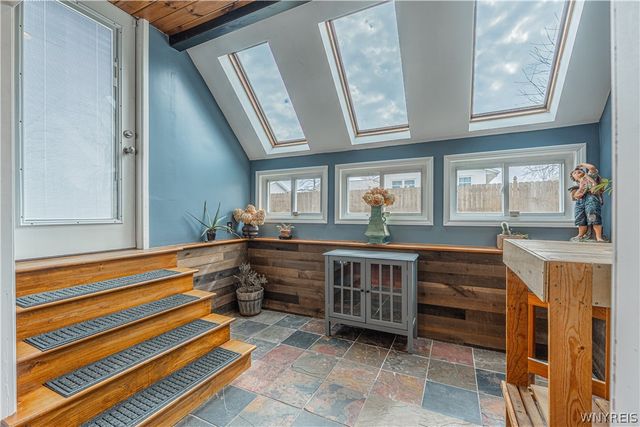 100 Pennsylvania Avenue, Lockport City, NY 14094