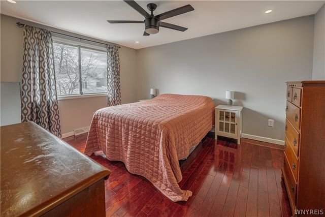 100 Pennsylvania Avenue, Lockport City, NY 14094