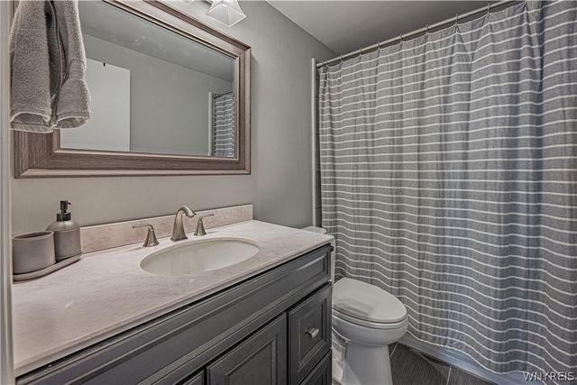 100 Pennsylvania Avenue, Lockport City, NY 14094