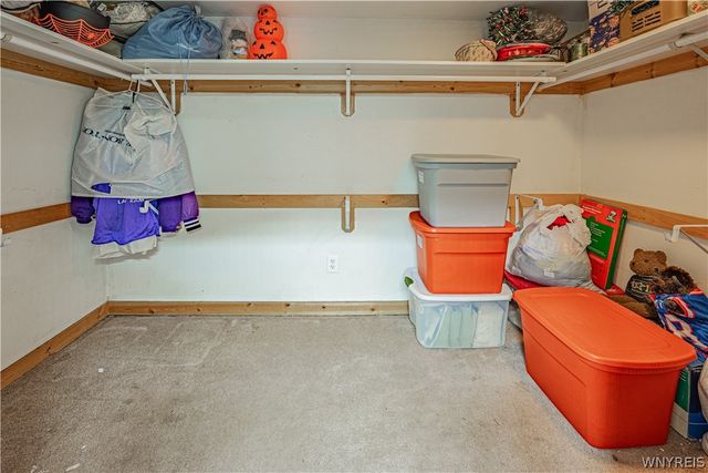 100 Pennsylvania Avenue, Lockport City, NY 14094