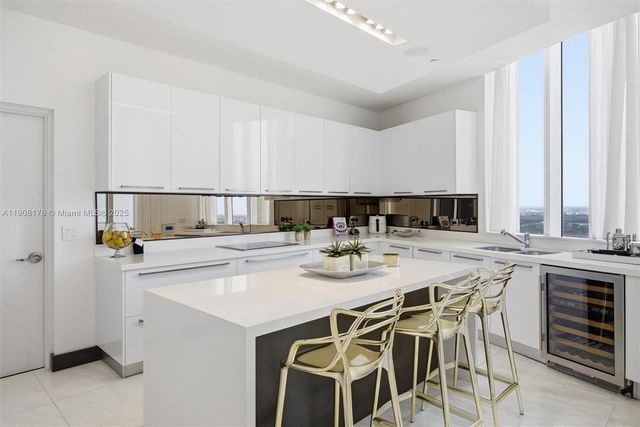 16001 Collins Ave 3504, Sunny Isles Beach, FL 33160