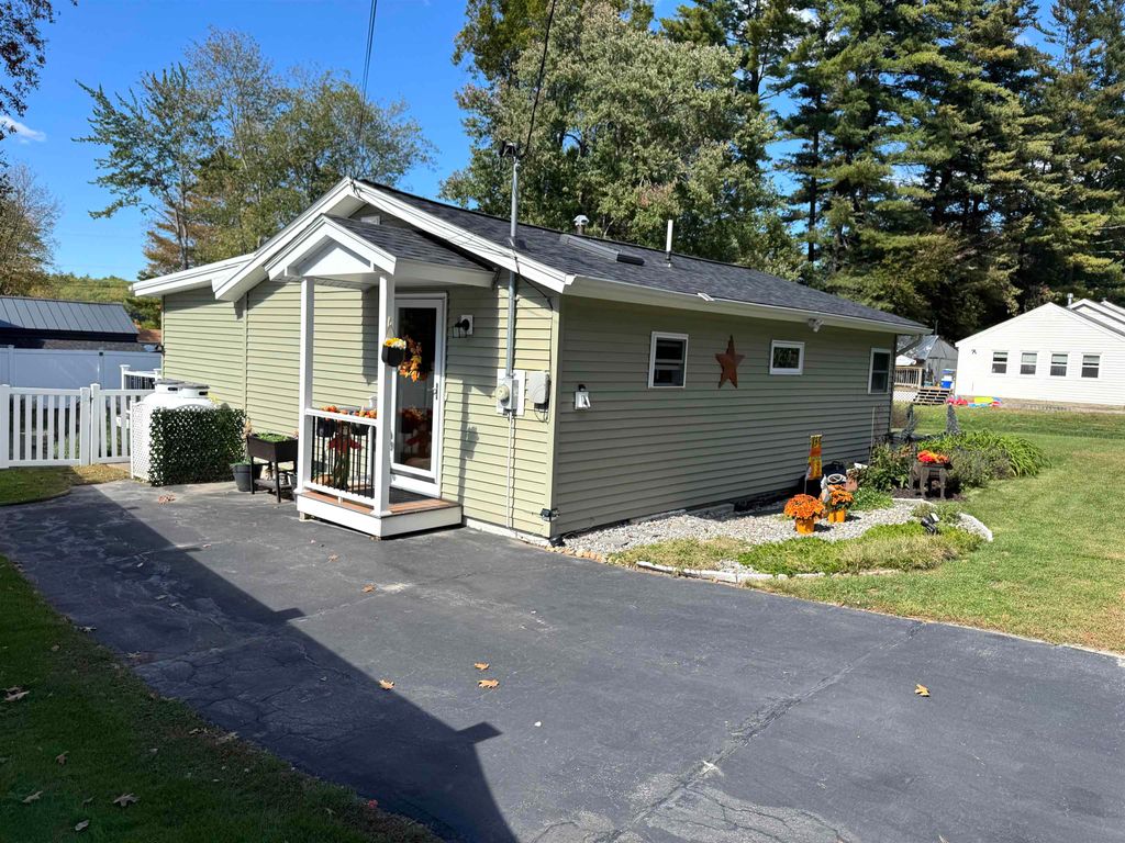 4 Stephanie Road, Dunbarton, NH 03046